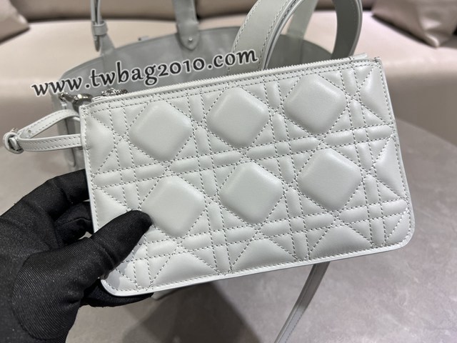 Dior专柜新款迪奥中号Toujours手袋牛皮超大藤格纹休闲女包 djfk1243